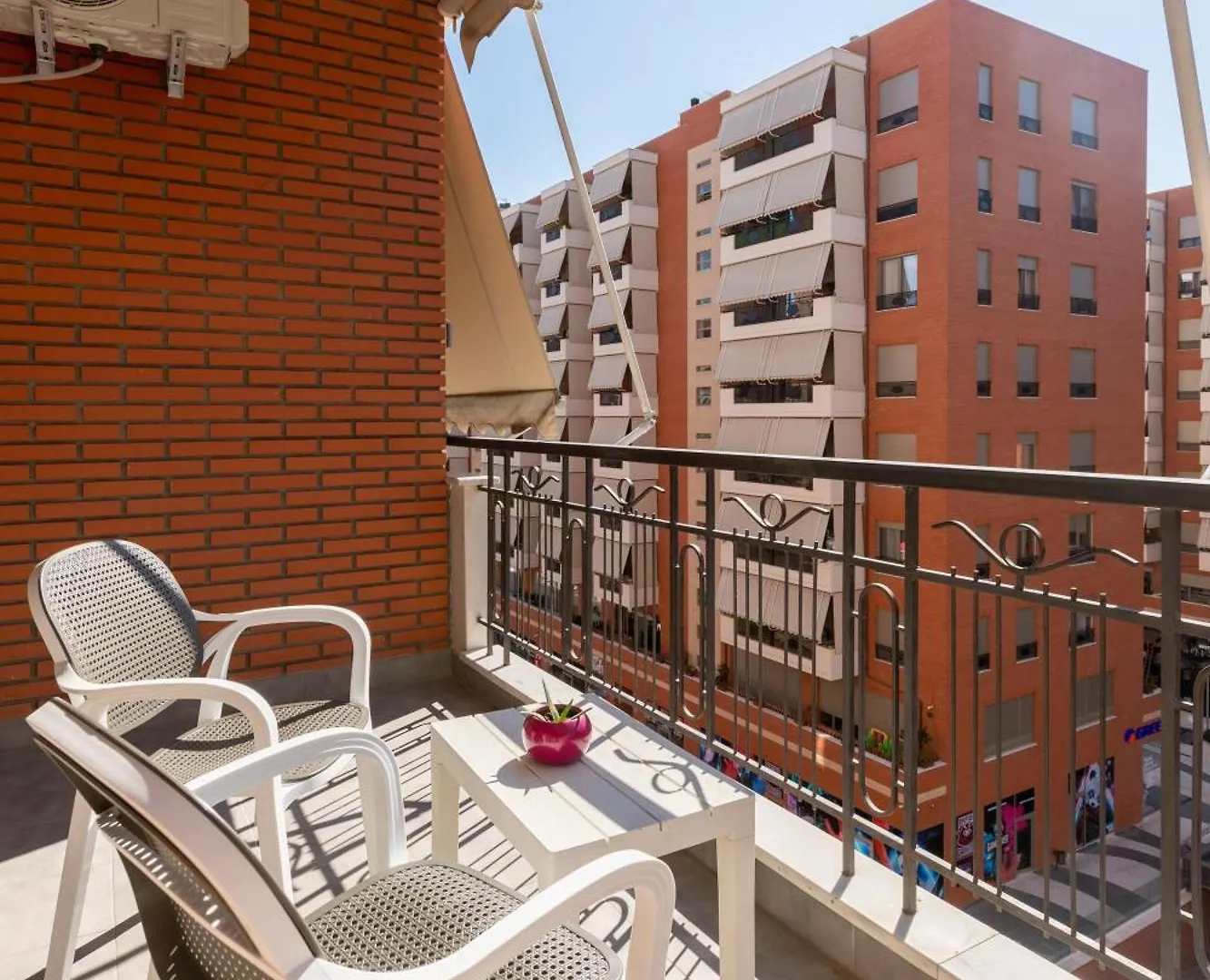 Lux Condo Apartment At Delijorgji Tirana Albania