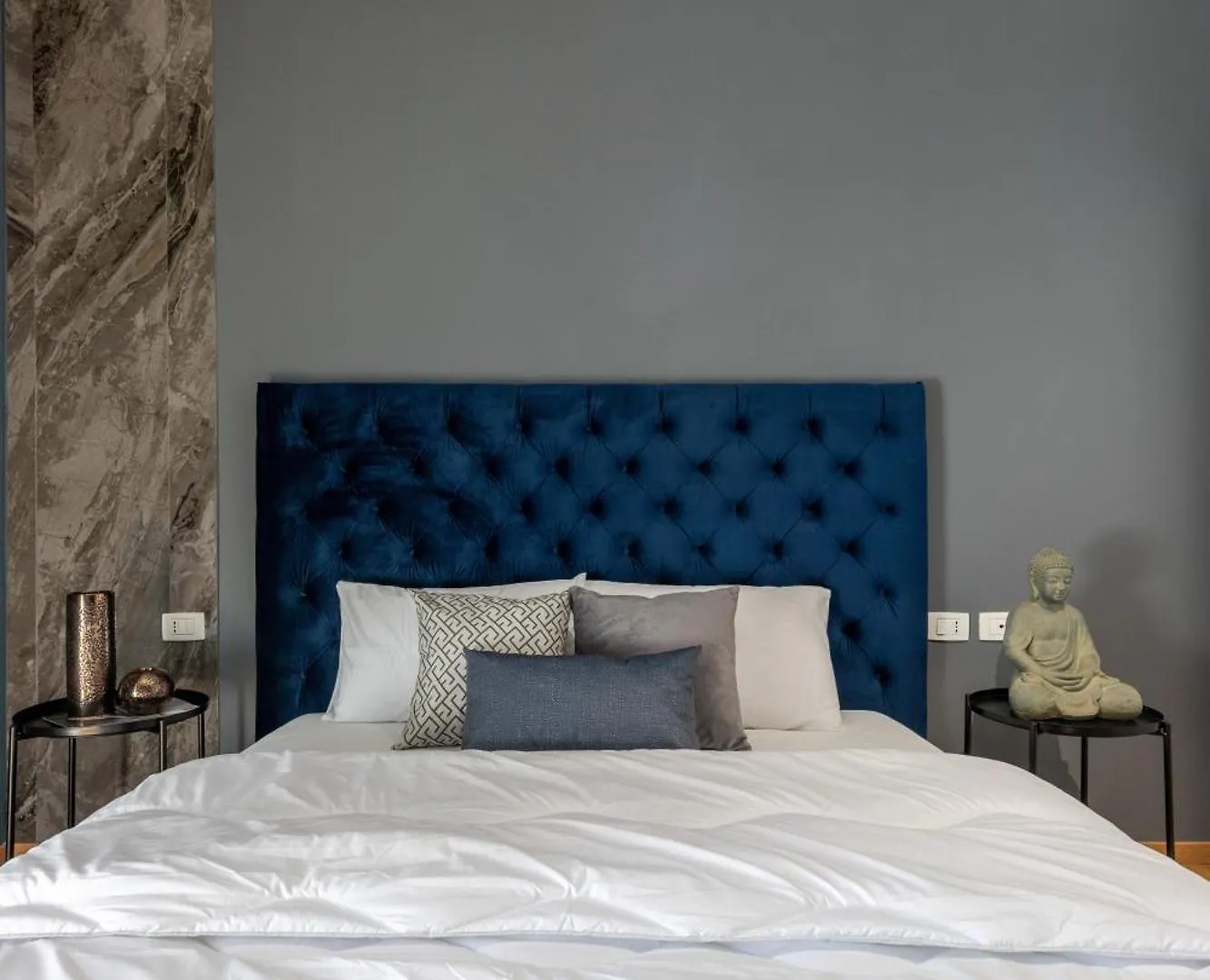 Lux Condo Apartment At Delijorgji Tirana Albania